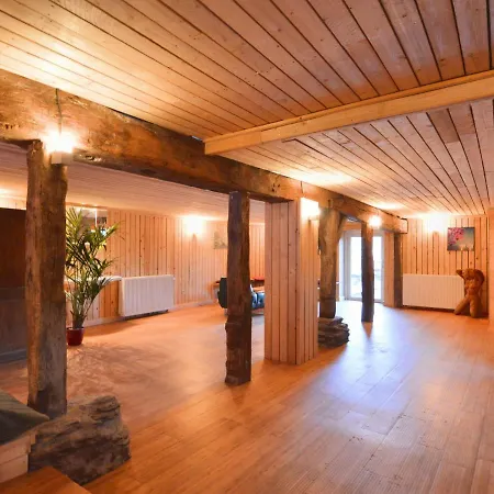 Spacious Farmhouse With Sauna In Jevigne * Lierneux