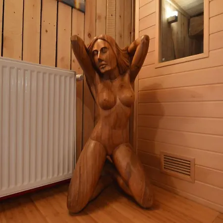 Spacious Farmhouse With Sauna In Jevigne * Lierneux
