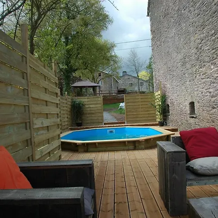 Spacious Farmhouse With Sauna In Jevigne * Lierneux